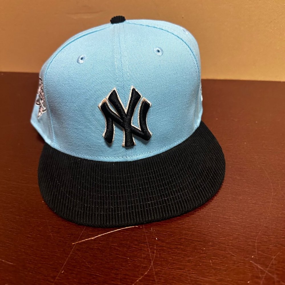 New Era Mens Black Blue New York Yankees 59 Fifty Baseball Fitted Hat Size 7 3/4